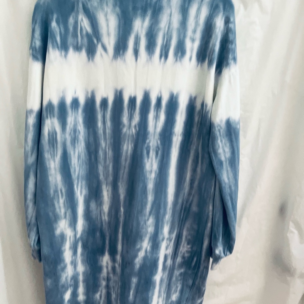 Gap size medium, long sleeve tie-dyed heavyweight T-shirt dress - Picture 2 of 6